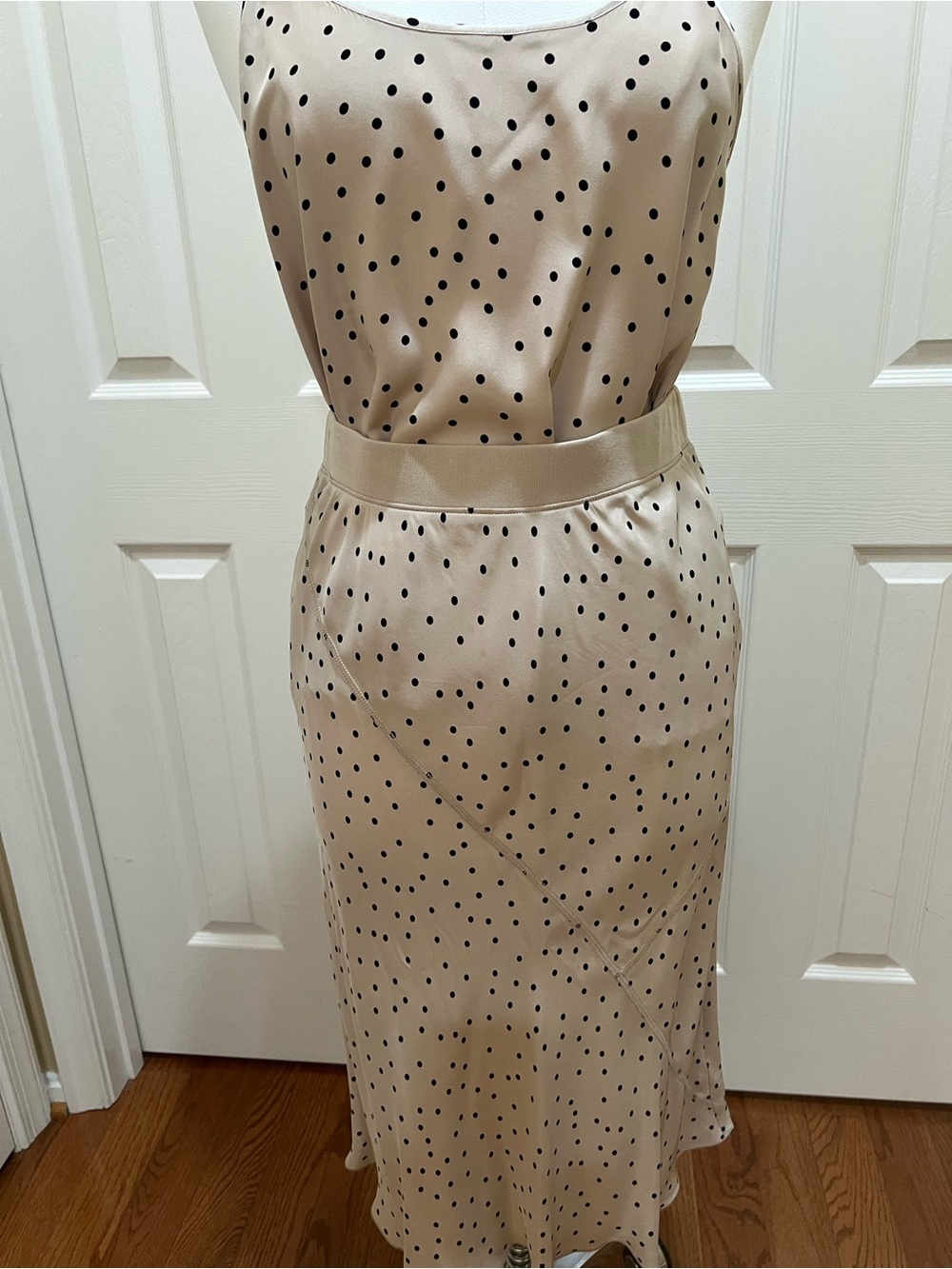 ATM SILK POLKA DOT BEIGE & BLACK TANK BlOUSE